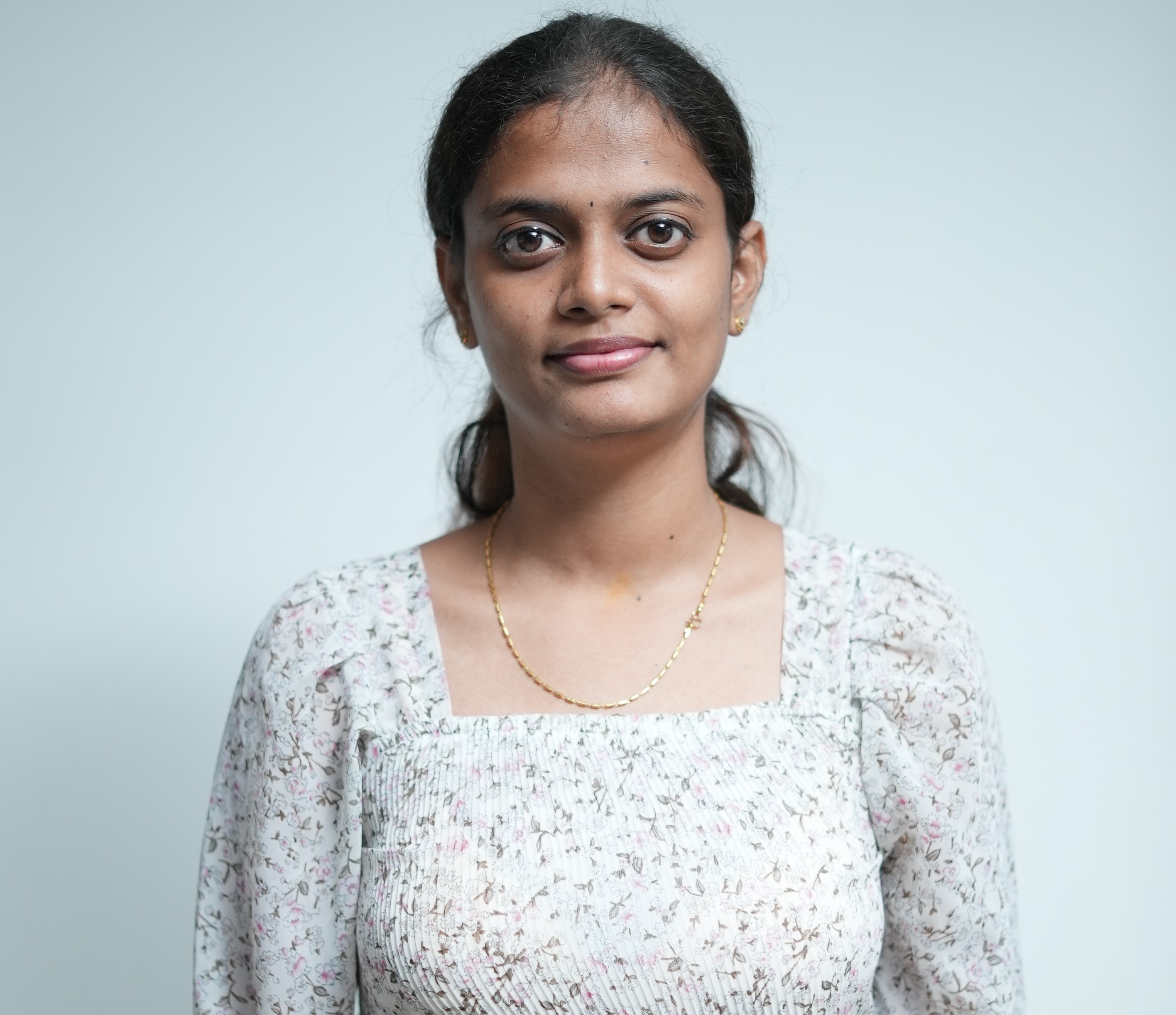 Santhiya K
